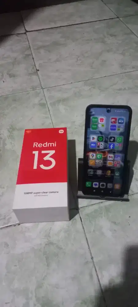 Hp redmi 13 ram 8/258 GB