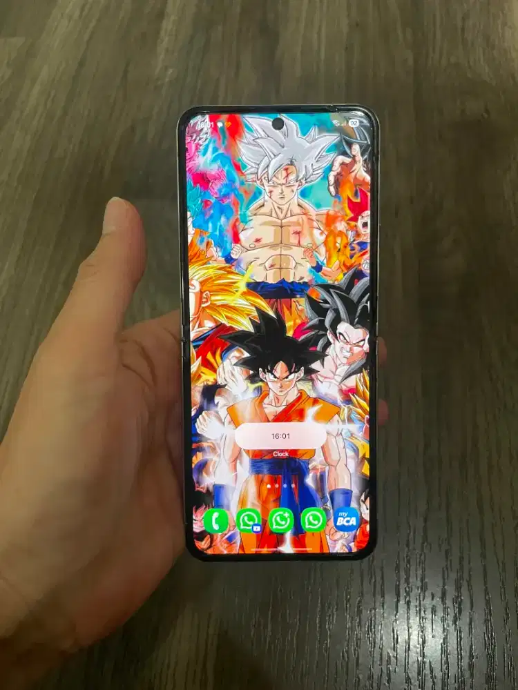 Samsung Z flip 5 8/256 gb SEIN mulus 98%