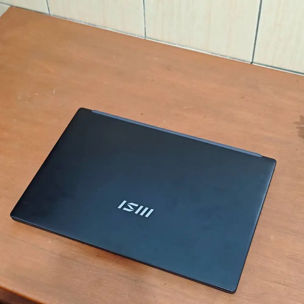 Laptop MSI Modern 14 | Intel Core i3 11th Gen | 8/512GB