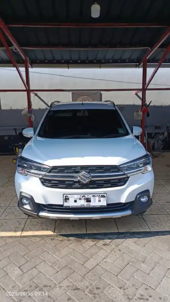 Dijual mobil pribadi Suzuki Xl 7 AT