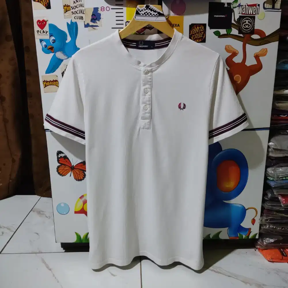 Kaos polo Shirt Kerah Shanghai Raglan white colour Size M