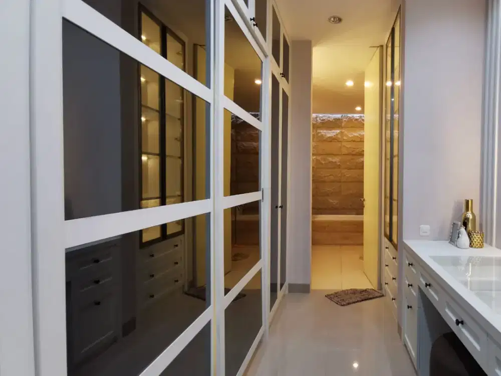 Rumah mewah interior Elite Perumahan Riverside Dkt Pintu Toll Karanglo