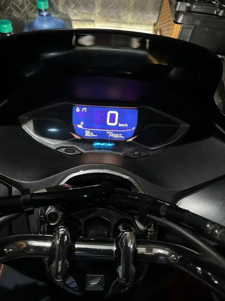 Honda pcx 160 km rendah 14rb
