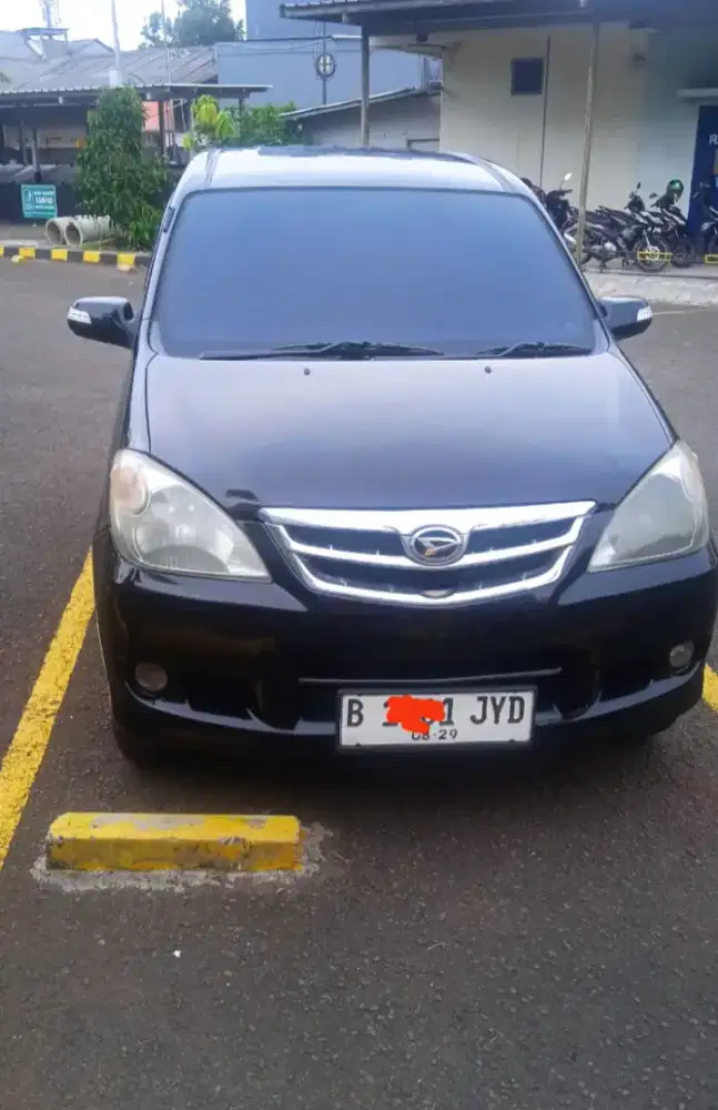Daihatsu Xenia 2011 Bensin