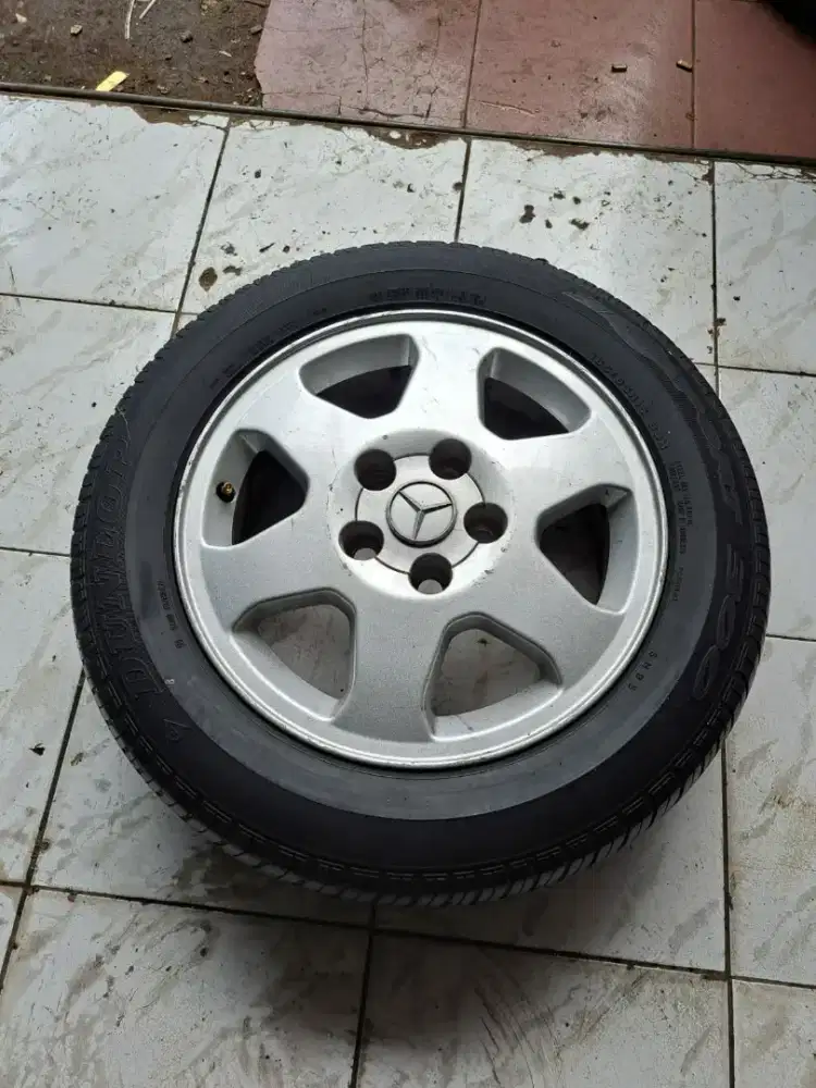 Serep mobil mercedez benz ring 15 ban stip mercy