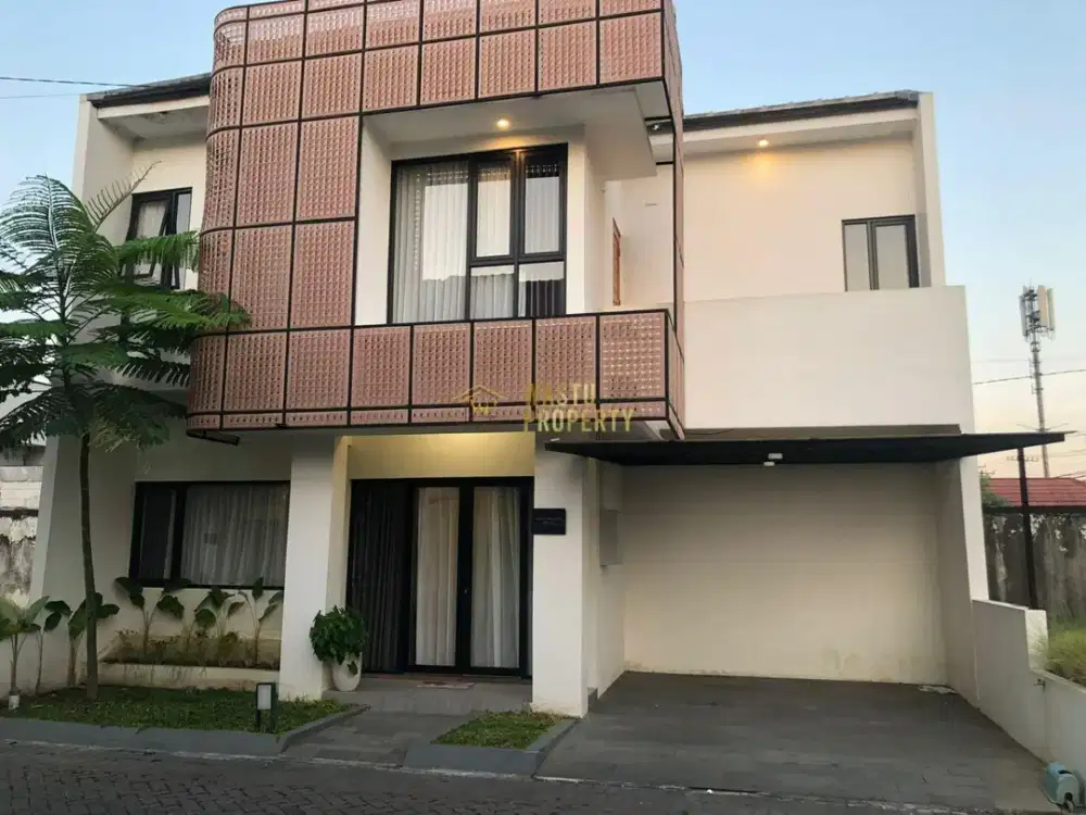 RUMAH MEWAH 2 LANTAI KONSEP MODERN DI SEWON BANTUL