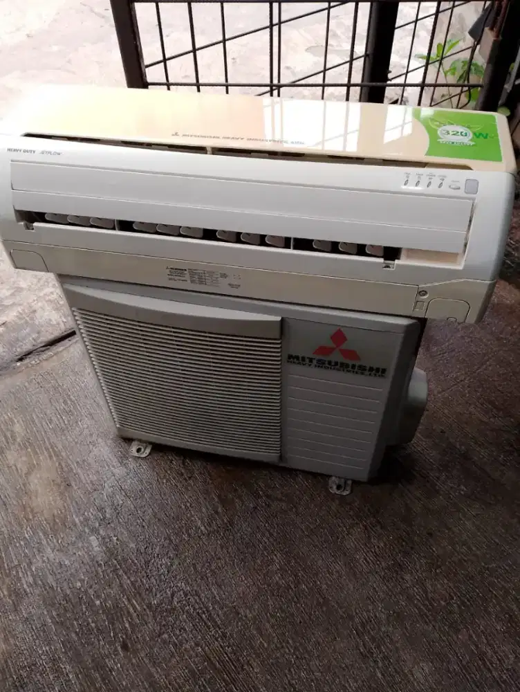 Ac Mitsubishi 1/2 pk dingin