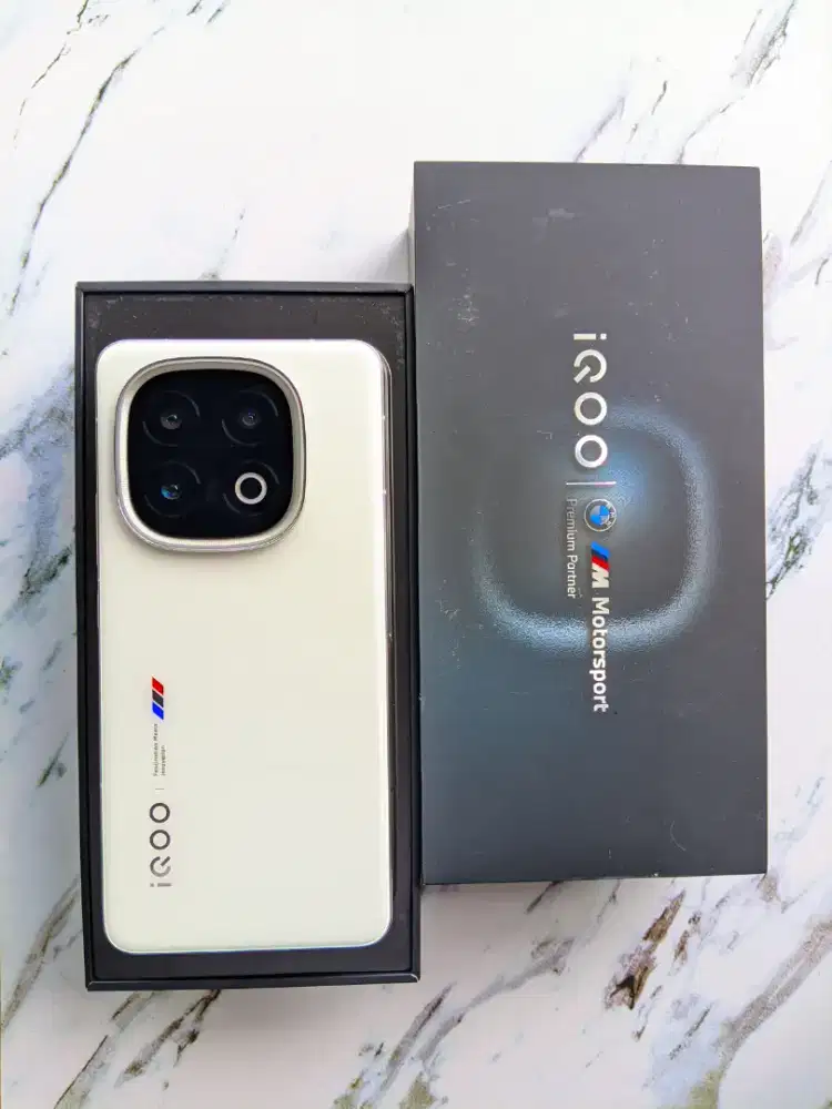 IQOO 13 16/512 Like new
