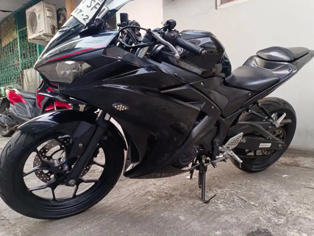 Yamaha R25 Dua Silinder 250CC Tahun 2018 Pajak2026 Mesin Halus SiapGas