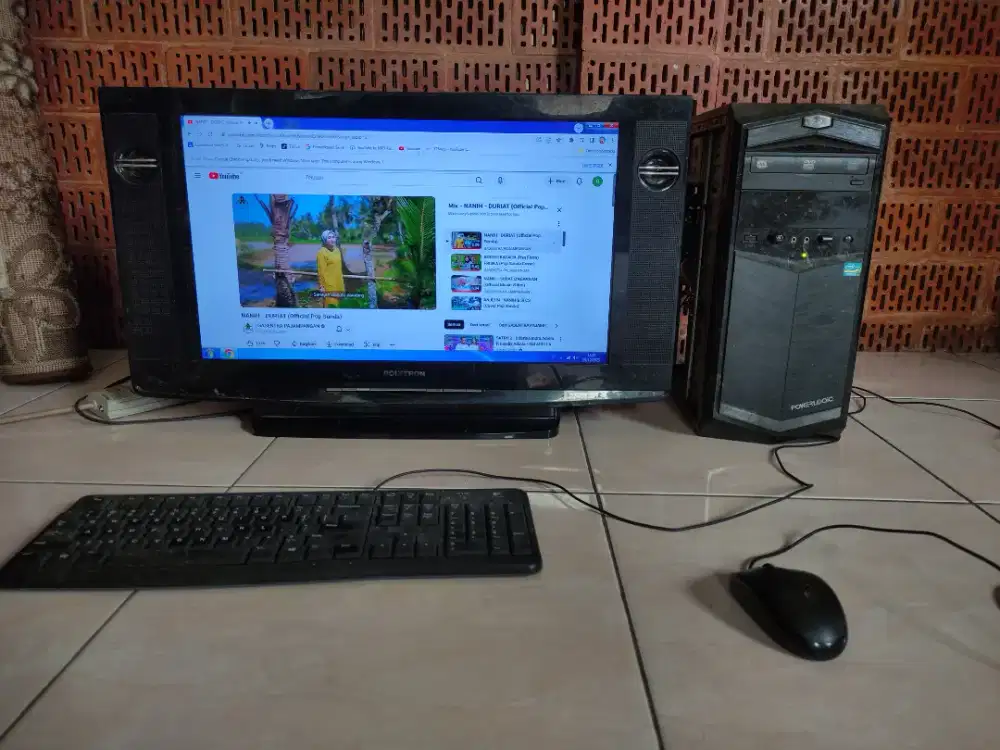 Komputer game core i7, LCD 24 polytron
