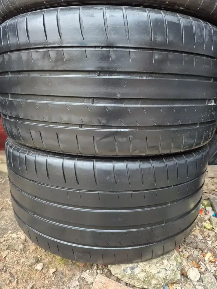 Ban copotan mercy Mechlin pilot sport4S 275/30 R20 80%..2pcs