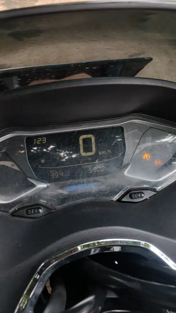 GRESS Honda PCX 160 ABS tahun 2022 DP 500rb