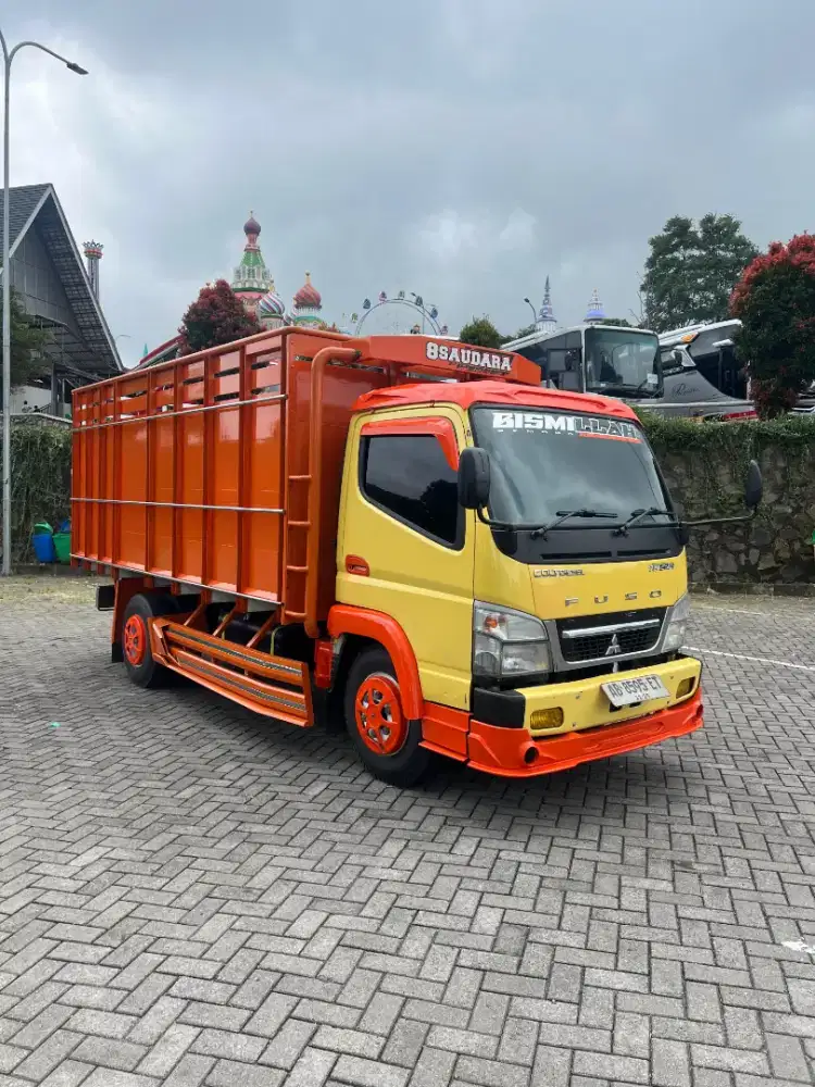 Jual cepat canter hd 2019 mobil rawatan