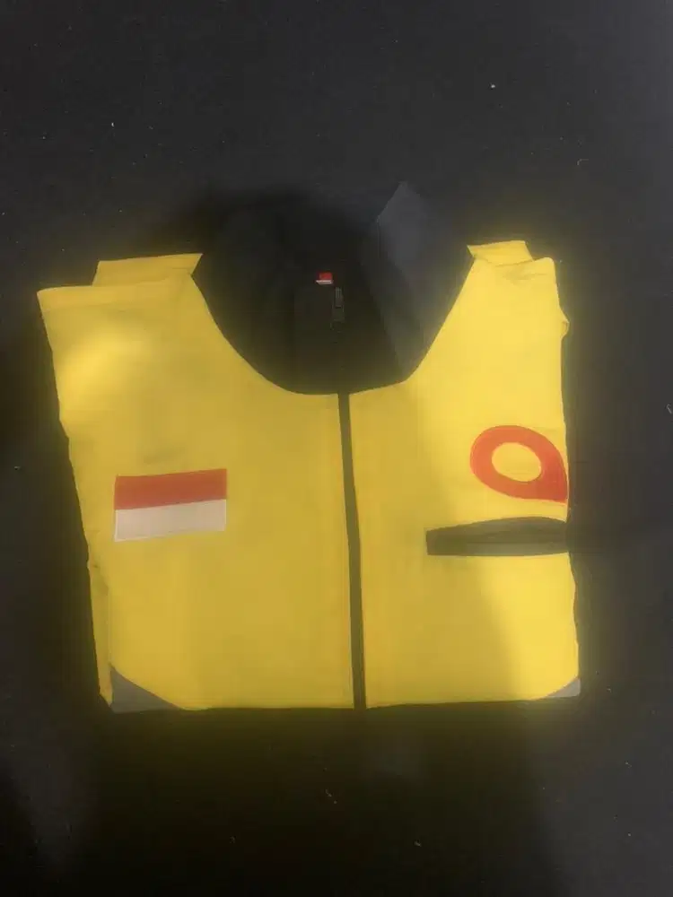 Jaket maxim ukuran L