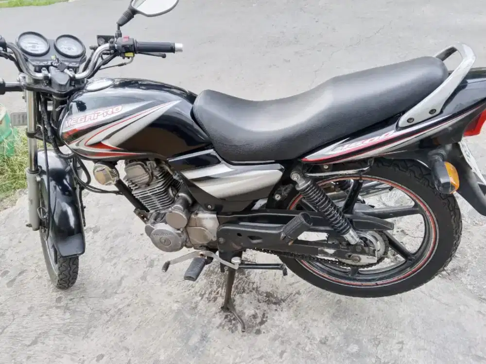 Megapro 2005 isi kumplit panjang