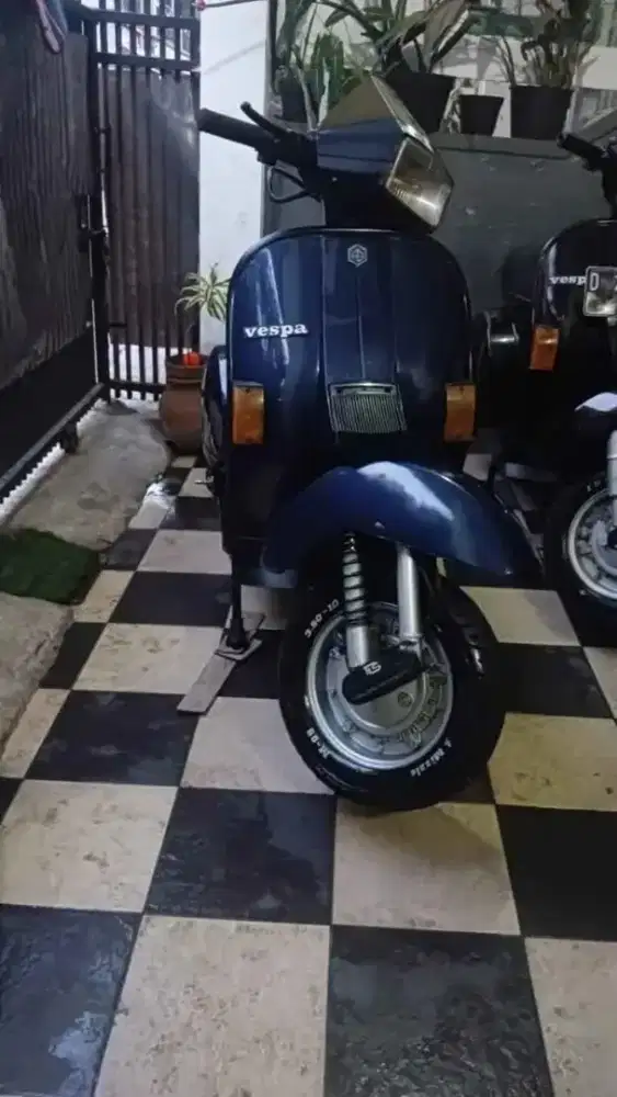 Vespa excel 150