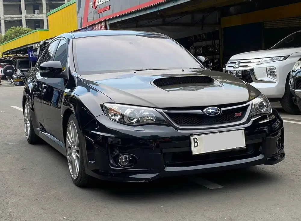 BERGARANSI - SUBARU IMPREZA WRX STI AT HITAM 2013
