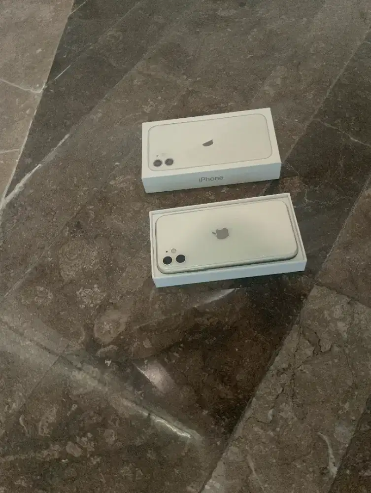 Iphone 128gb ya begitu mulus