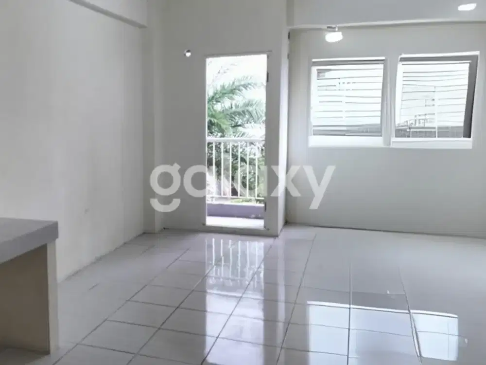 Disewakan Apartemen Puncak Dharmahusada. 2 Kamar Tidur Semi Furnished.