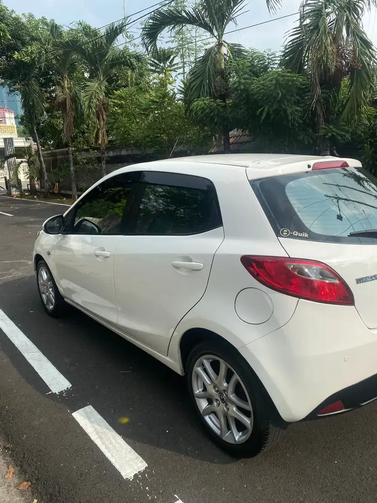 Mazda 2 2012 Bensin