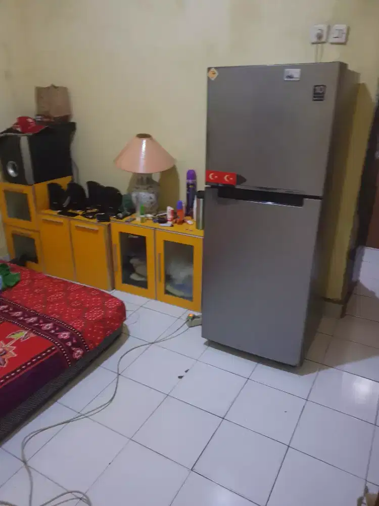 Terima jual beli kulkas dan AC bekas