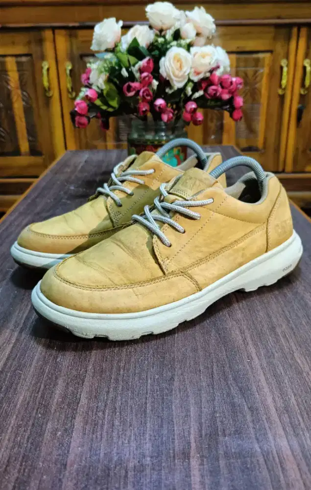 Sepatu Caterpillar size 41 original