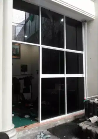 Sticker dan Kaca Film panggilan jogja untuk semua Rumah & Gedung