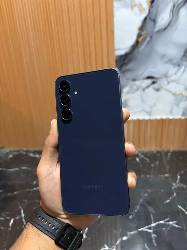 Samsung a55 5g 8/256gb fullset garansi aktif