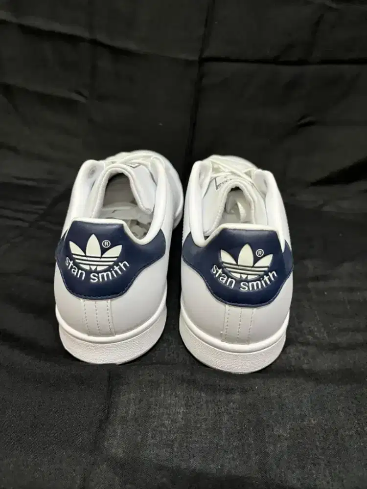 Sepatu Adidas stan smith original UK:42