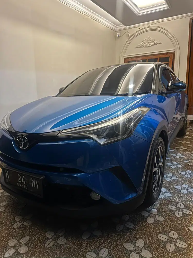 Toyota C-HR 2018 Bensin