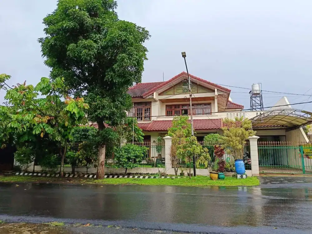 Rumah Luas Selangkah ke Poros Jalan Suhat Malang 2 Lt Strategis