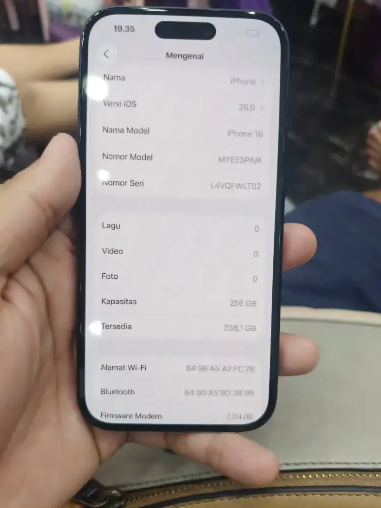 iPhone 16 256Gb iBox pa/a Resmi batre helt 100 blm sebulan BS TKR tmbh
