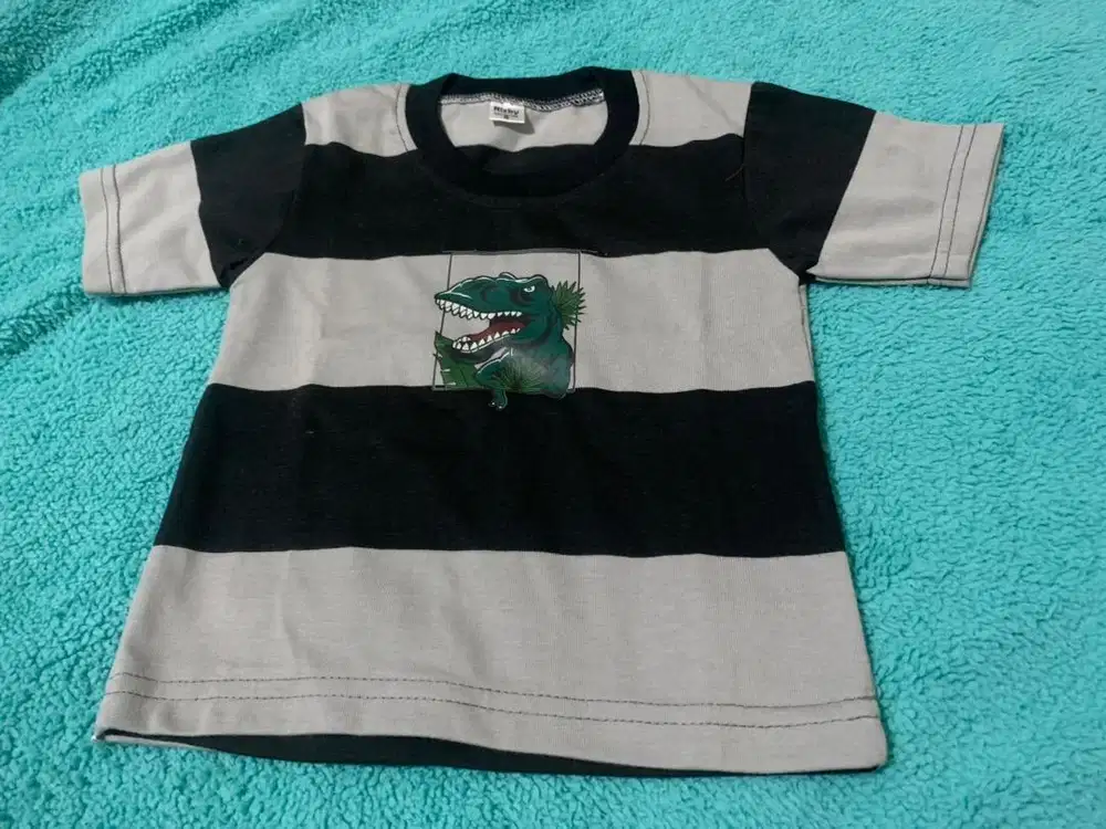 Baju anak cowo dino