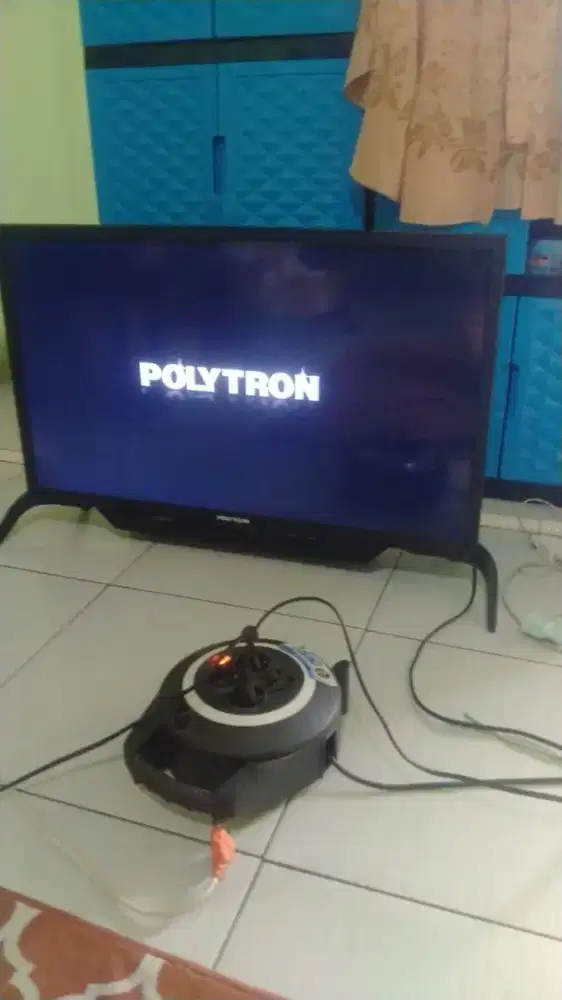 Dijual Murah TV Politron 32 + Speaker nya