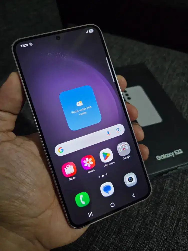 Samsung S23 8/256