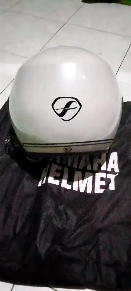 Helm yamaha filano