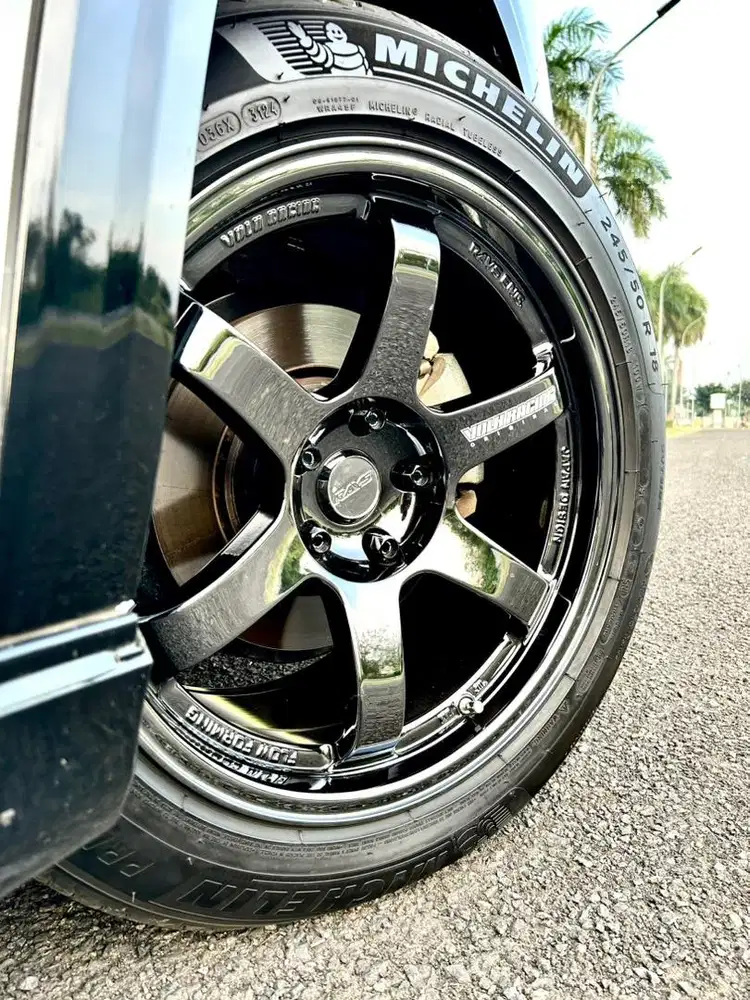 TE37 black chrome ring 18 lebar 9.5 ET25 pcd 114.3 innova reborn zenix