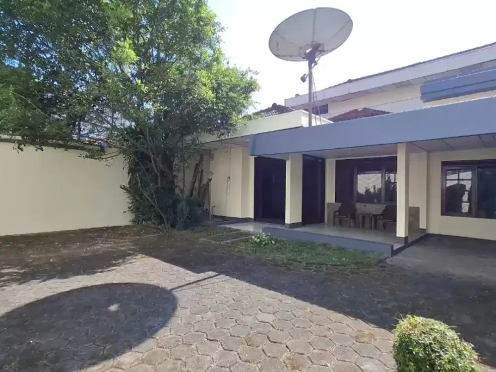Rumah Siap Huni Kawasan Adem dan Asri, Sangat Strategis di Setiabudi Bandung Utara