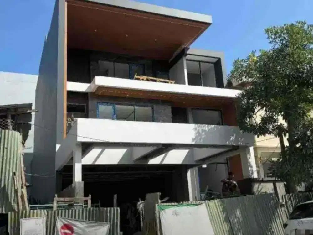 On Progress! Jual Rumah Citraland Surabaya Premium Spec + Private Lift