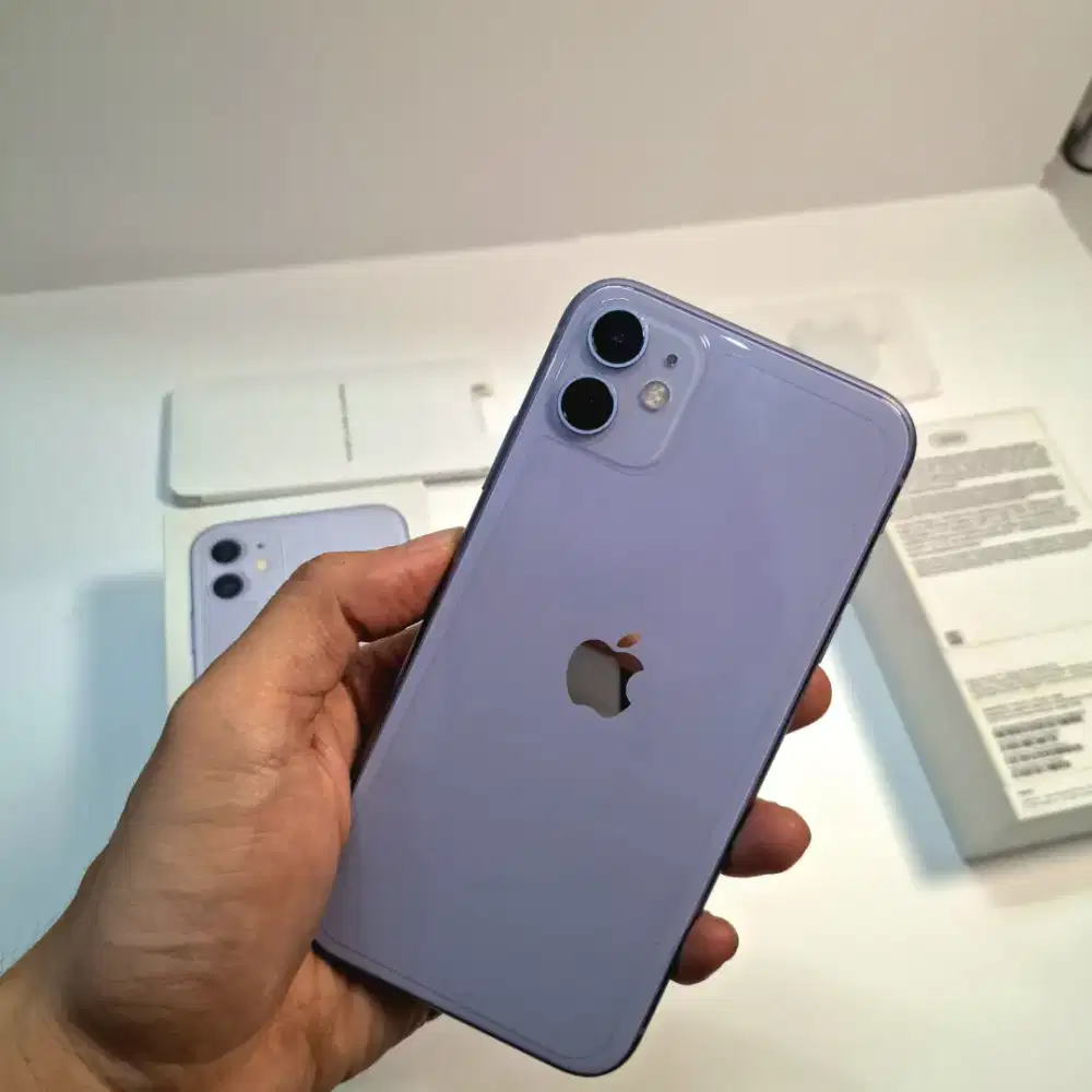 Iphone 11 128GB RESMI IBOX kode PA/A Mulus & Masih ada Nota Pembelian