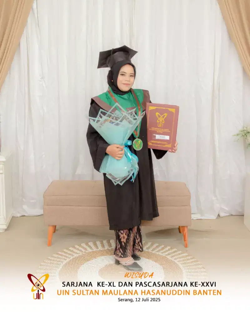 Mita Rosalina, cari kerjaan halal