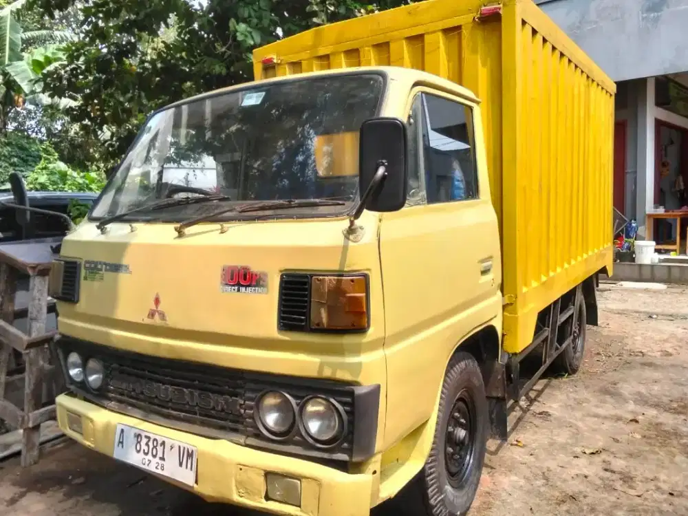 Mitsubishi engkel tahun 1991 fe 104