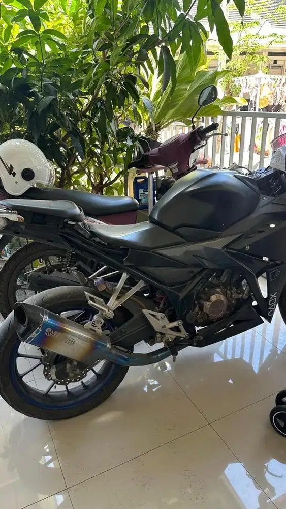 JUAL CBR150R TAHUN 2022
