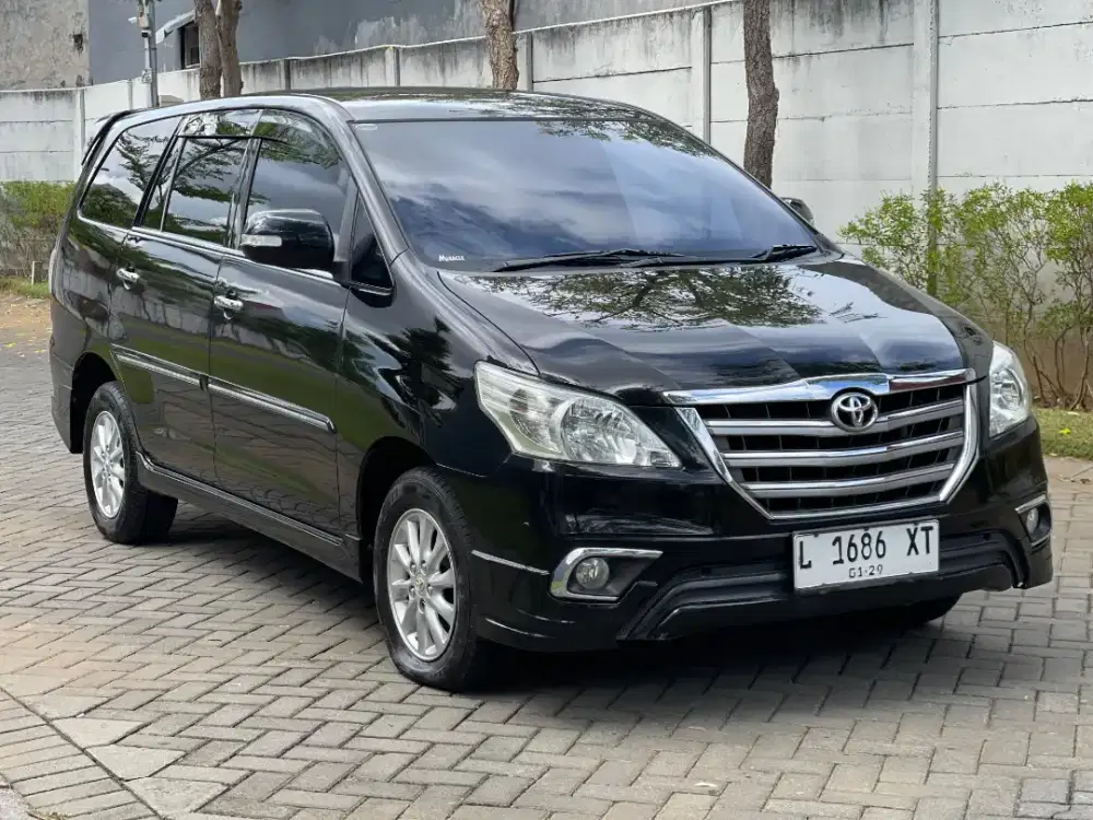 Kijang innova V luxury bensin matic