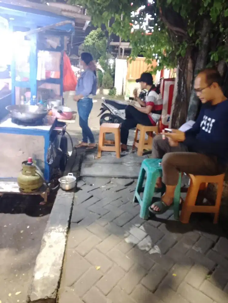 Loowongan art perempuan serabutan