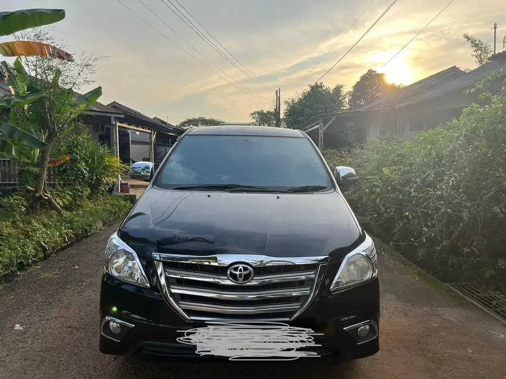TOYOTA KIJANG INNOVA 2014 BENSIN. MANUAL
