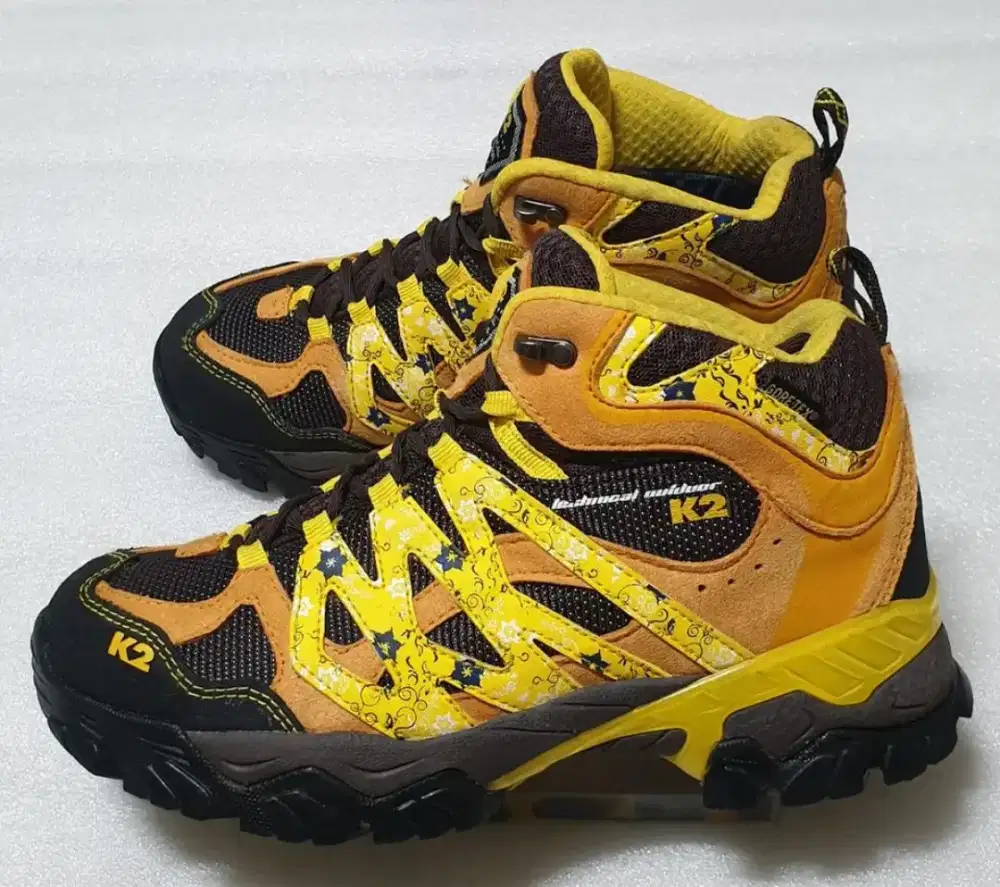 Sepatu hiking outdoor trekking K2