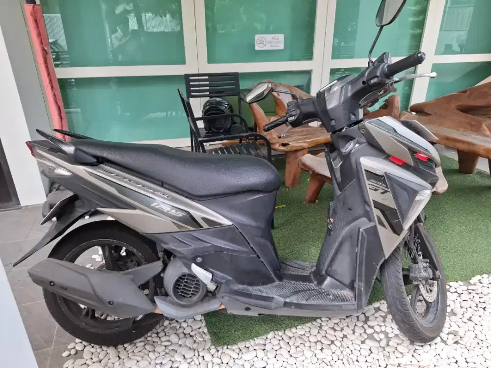 Jual yamaha soul 2017 tangan 1 warna abu