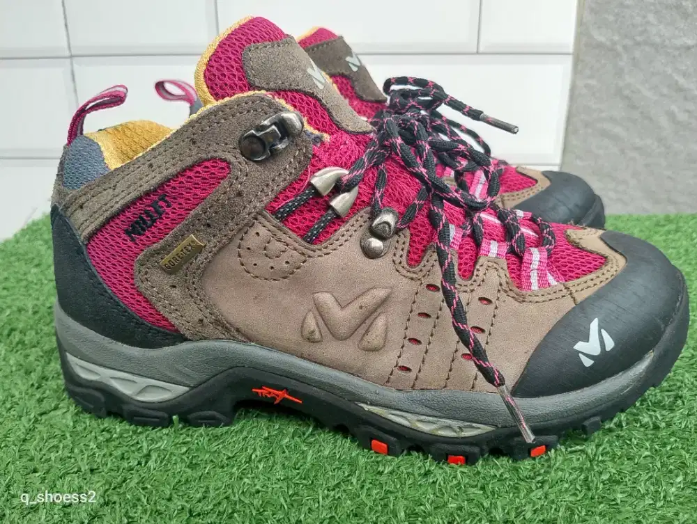 Sepatu hiking outdoor trekking MILLET