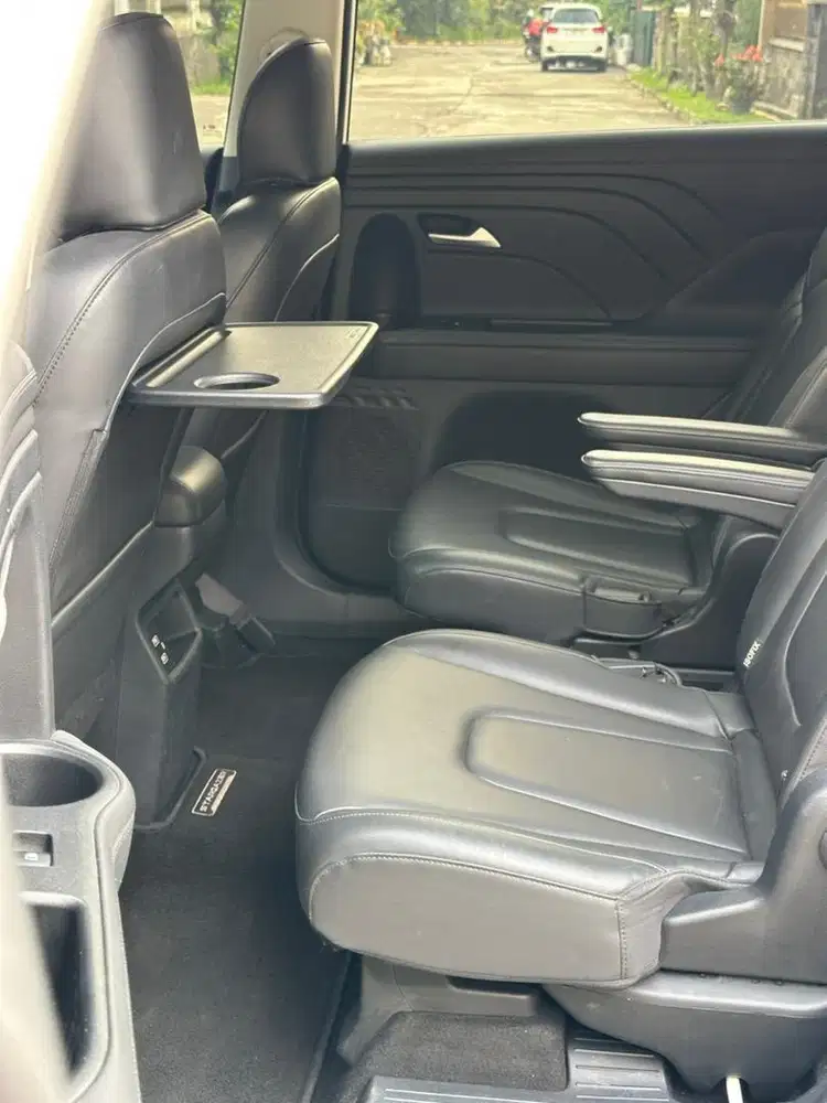 HYUNDAI STARGAZER PRIME AT 2023 TWO TONE